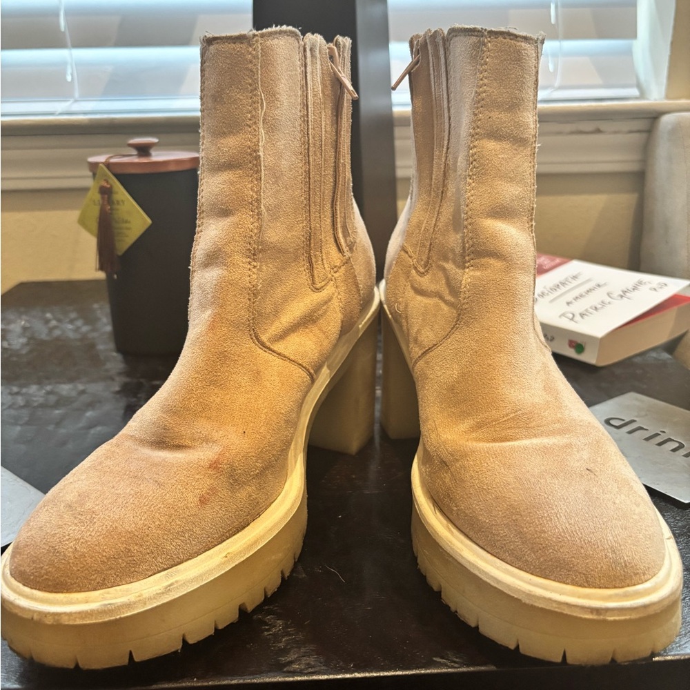Women's Oasis Society Faux Suede Lug Sole Tan Heeled Boots - Picture 9 of 13